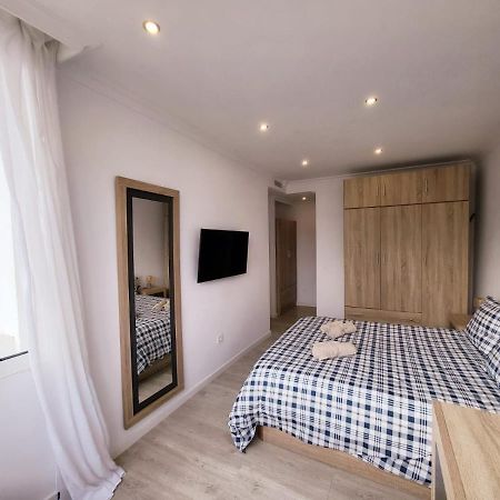Stylish 3 Bedroom Penthouse In Marbella Centre With Large Pool Close To The Beach Exterior foto