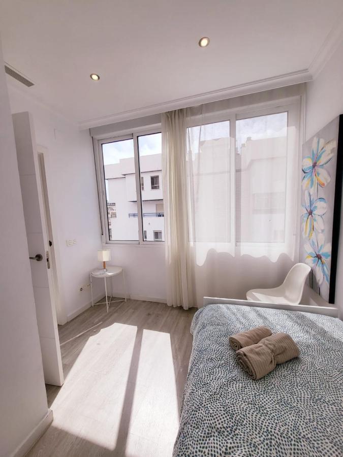 Stylish 3 Bedroom Penthouse In Marbella Centre With Large Pool Close To The Beach Exterior foto